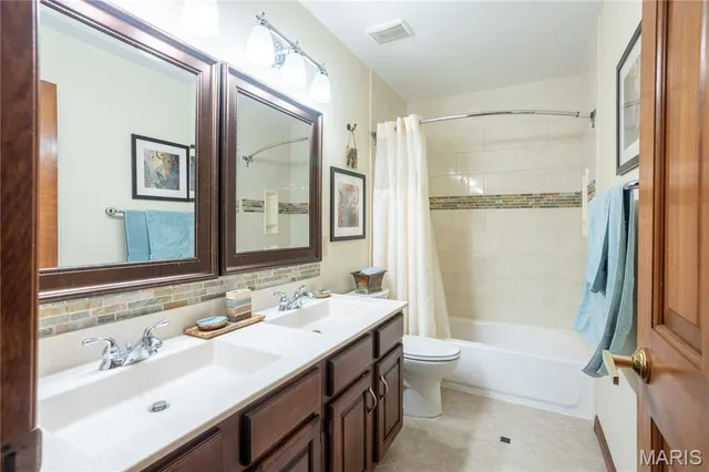 $689,000 | 1602 Mauvering Court, Manchester, MO 63021