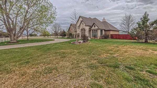 $840,000 | 8901 Red Wing Road, Amarillo, TX 79119
