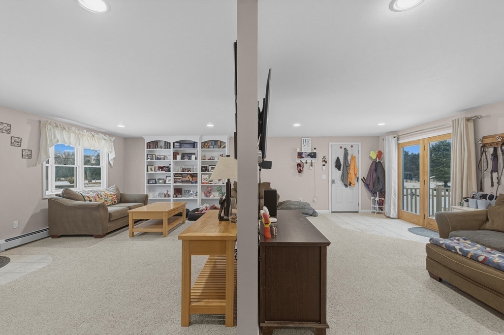 125 Dr Braley Road Freetown, MA 02717 - Photo 15 of 40