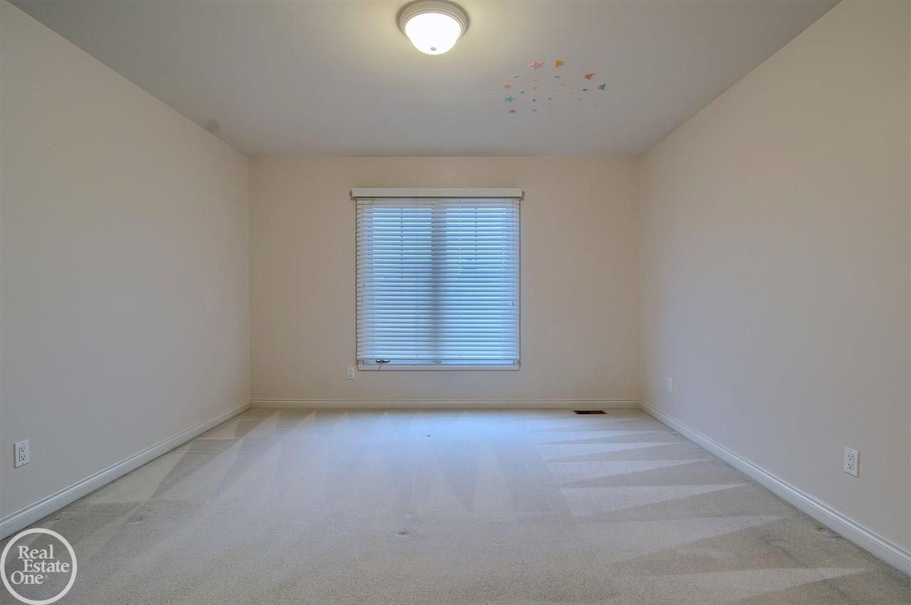 538 Springview Drive Rochester, MI 48307 - Photo 50 of 58