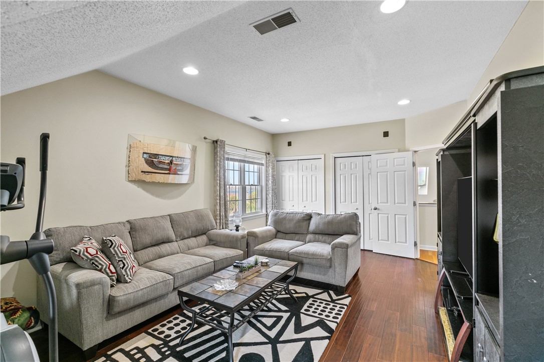 6 Rader Court Portsmouth, RI 02871 - Photo 37 of 47 Gallery Image 37