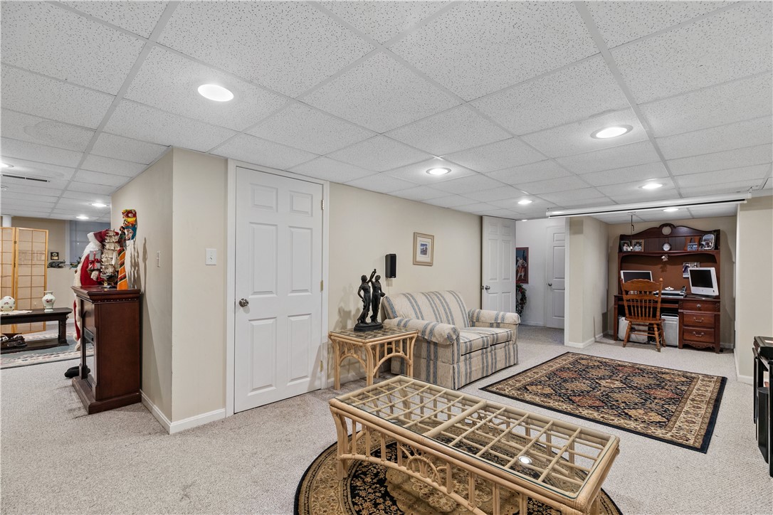 6 Rader Court Portsmouth, RI 02871 - Photo 38 of 47 Gallery Image 38