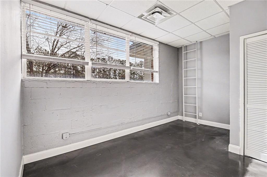 5200 Peachtree Road, Unit 2101 Atlanta, GA 30341 - Photo 21 of 37 a view of an empty room