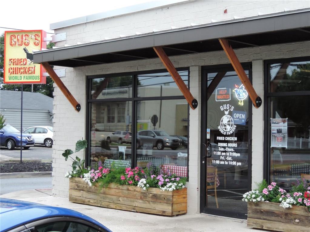 5200 Peachtree Road, Unit 2101 Atlanta, GA 30341 - Photo 34 of 37 a front view of a house