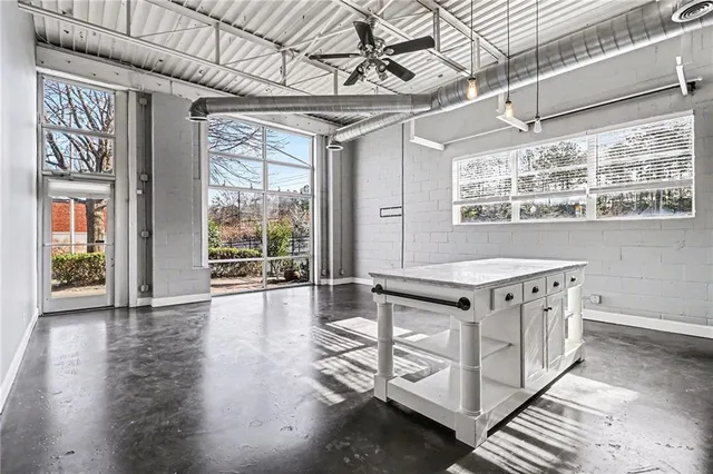 $359,000 | 5200 Peachtree Road, Unit 2101, Atlanta, GA 30341