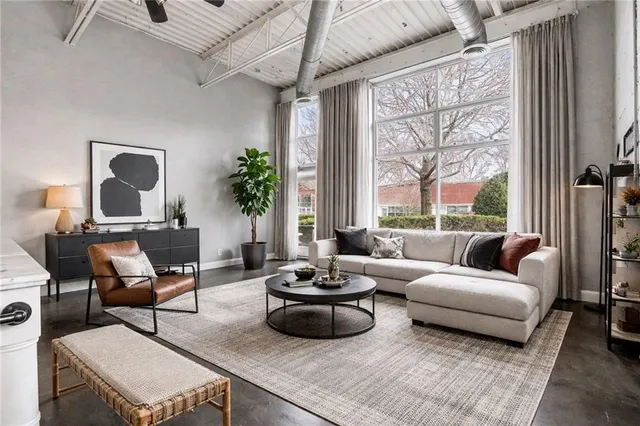 $359,000 | 5200 Peachtree Road, Unit 2101, Atlanta, GA 30341