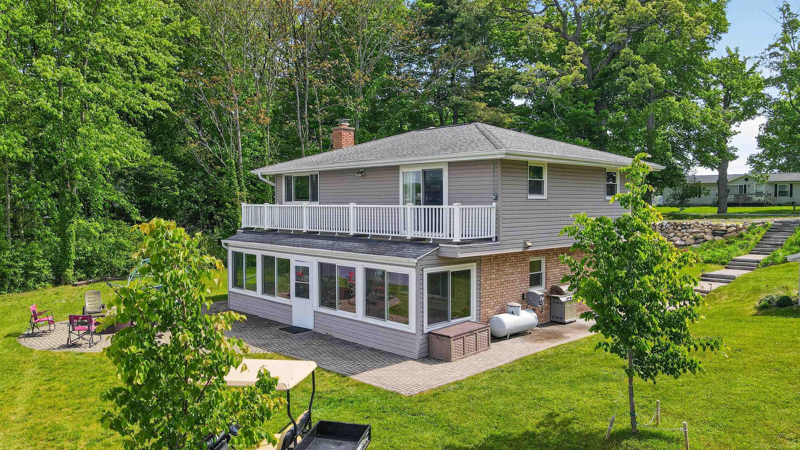 86804 60th Street Decatur, MI 49045 - Photo 2 of 27