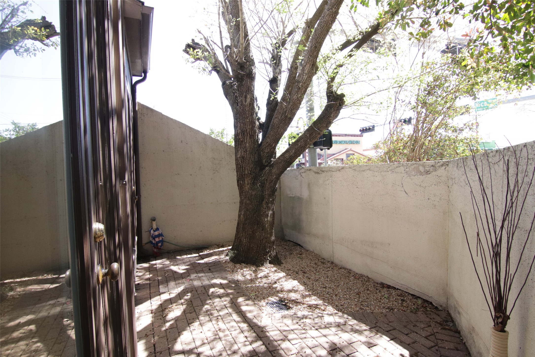 2602 Rice Boulevard West University Place, TX 77005 - Photo 2 of 24