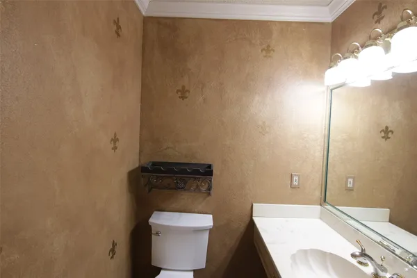 $2,750 | 2602 Rice Boulevard, West University Place, TX 77005