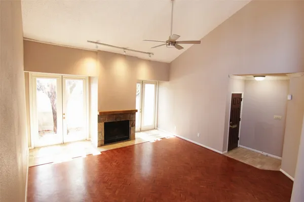 $2,750 | 2602 Rice Boulevard, West University Place, TX 77005