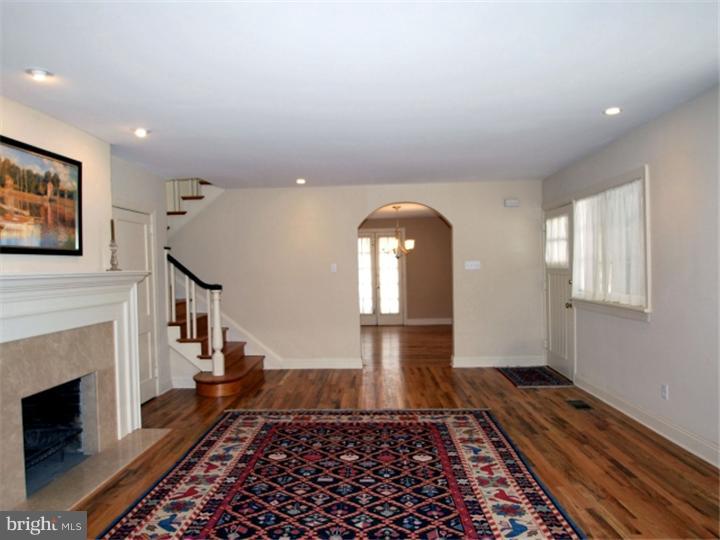 1308 Hillside Road Wynnewood, PA 19096 - Photo 4 of 20 Living Room