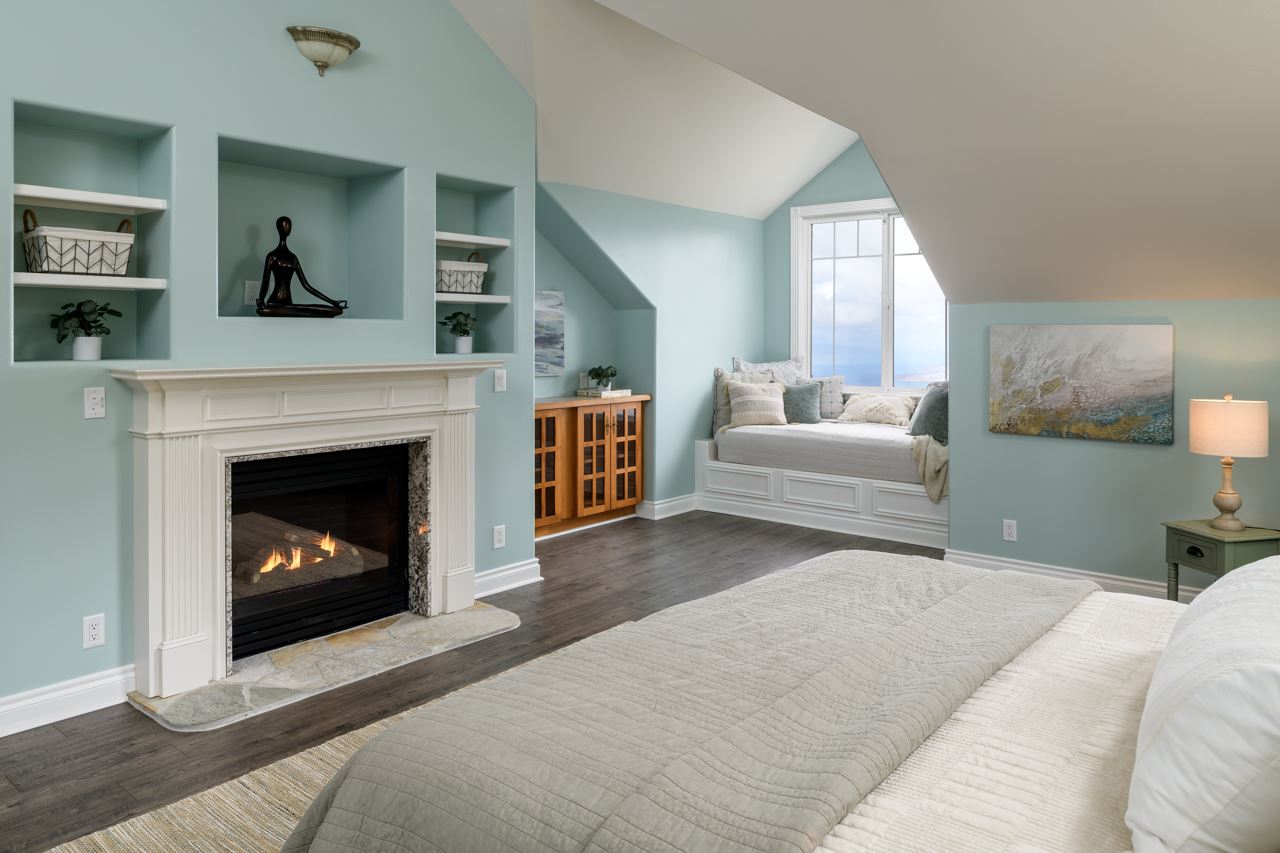 1511 Polipoli Road, Unit A & B Kula, HI 96790 - Photo 18 of 30 a living room with furniture and a fireplace