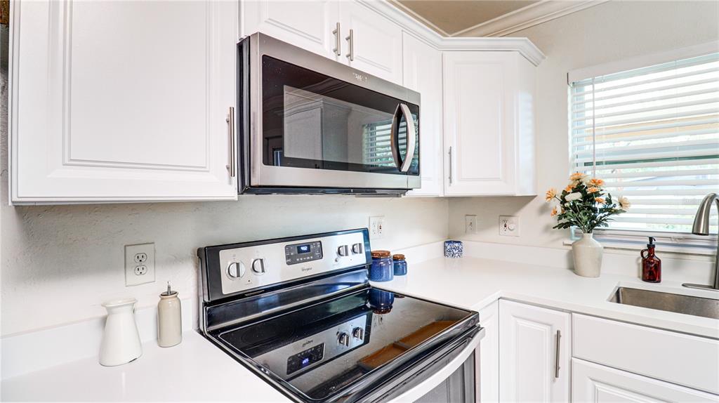8110 Diagonal Road North St. Petersburg, FL 33702 - Photo 23 of 55