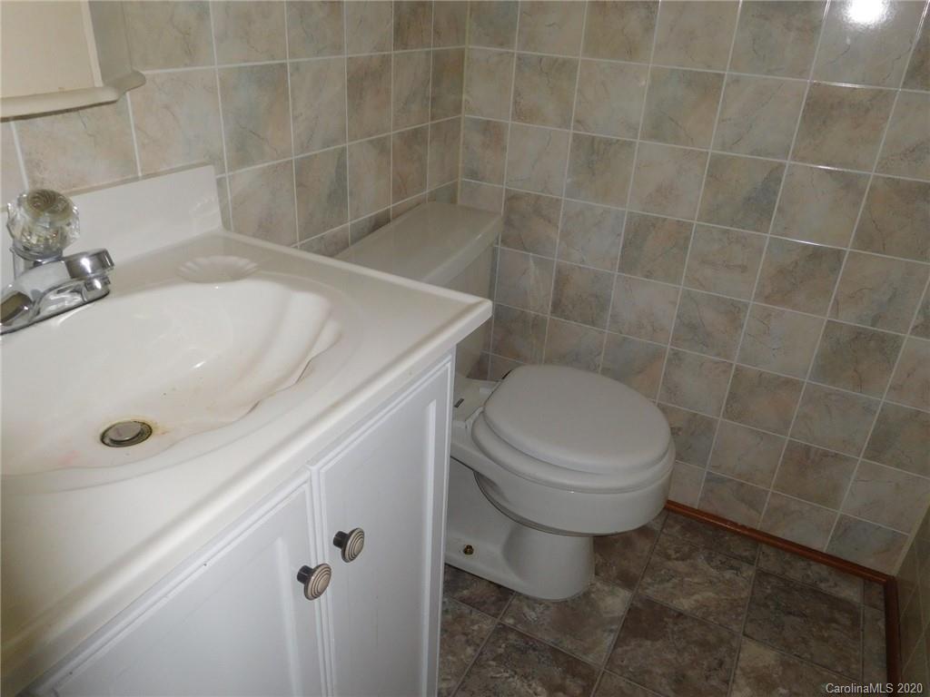 1689 Gilroy Road Iron Station, NC 28080 - Photo 22 of 25 Gallery Image 22