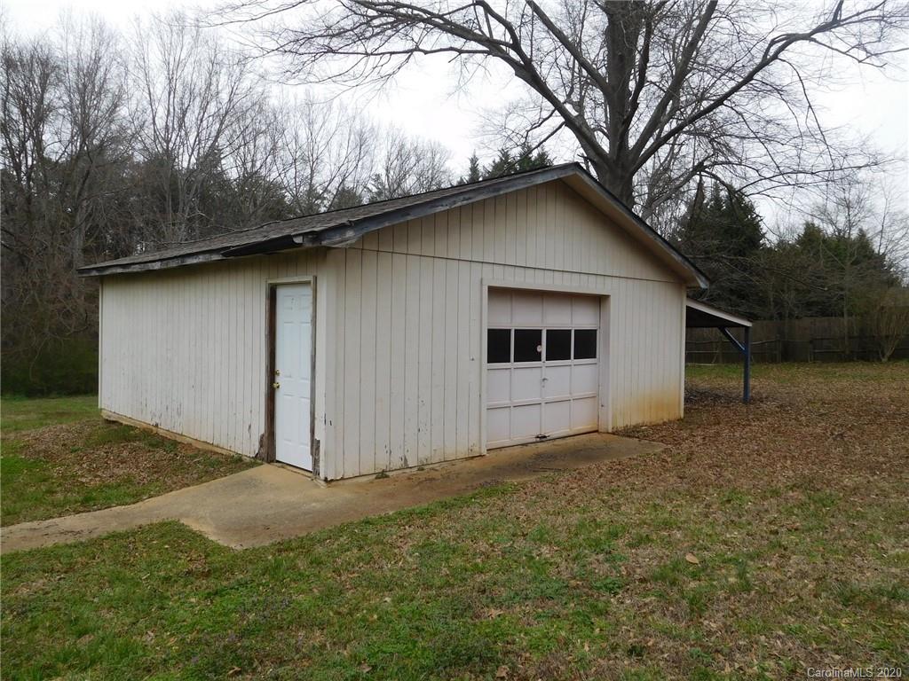 1689 Gilroy Road Iron Station, NC 28080 - Photo 24 of 25 Gallery Image 24