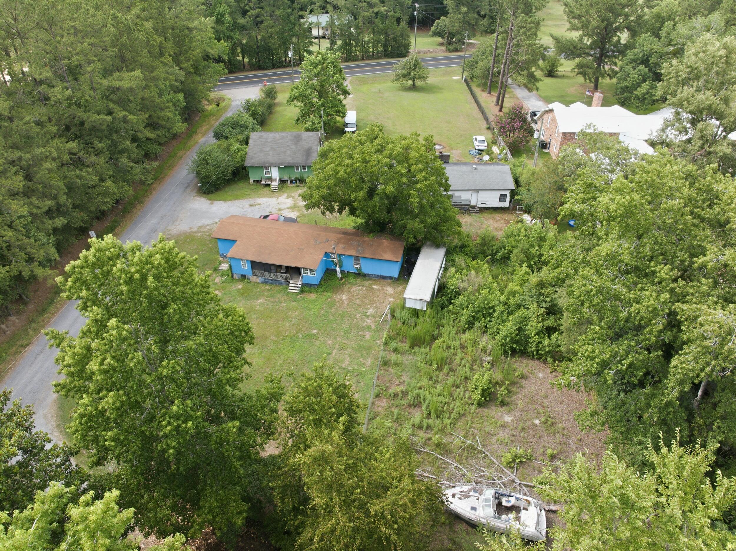 208 Rae Lane Bonneau, SC 29431 - Photo 30 of 37