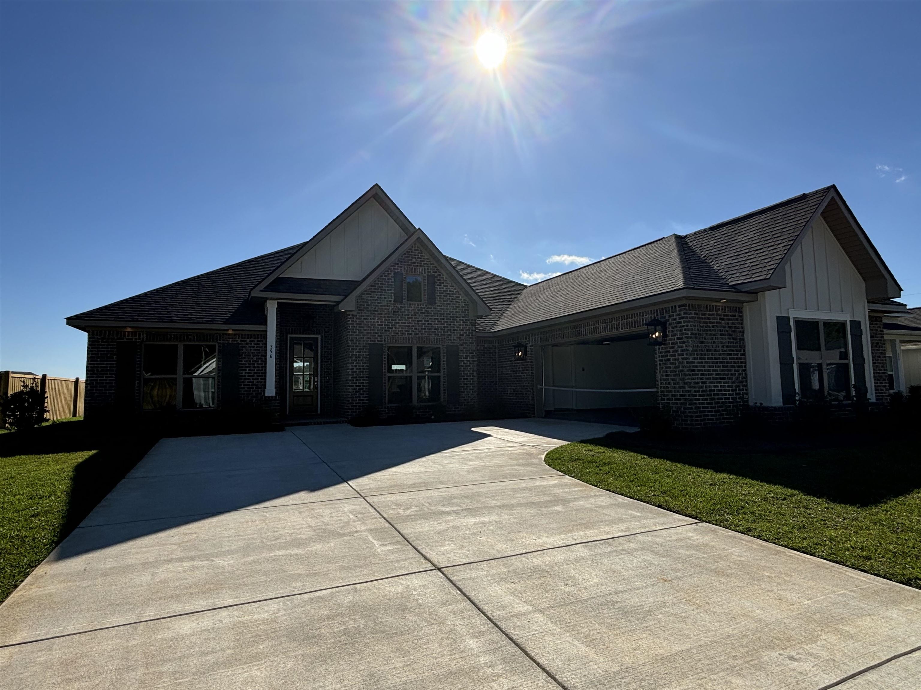 385 Garrison Boulevard Fairhope, AL 36532 - Photo 2 of 38