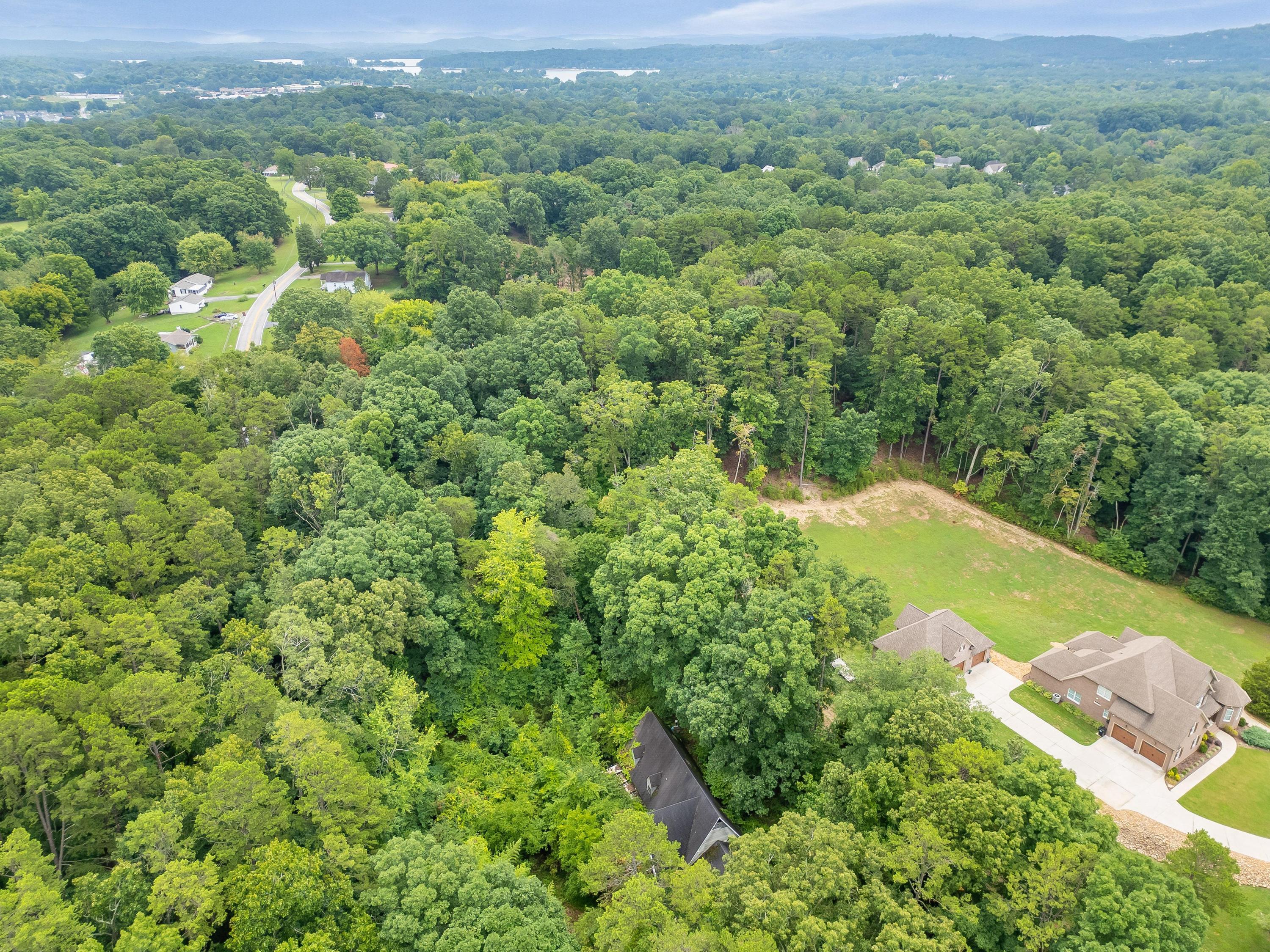 8438 Middle Valley Road Hixson, TN 37343 - Photo 15 of 22 8438 Middle Valley Rd, Hixson, TN 37343