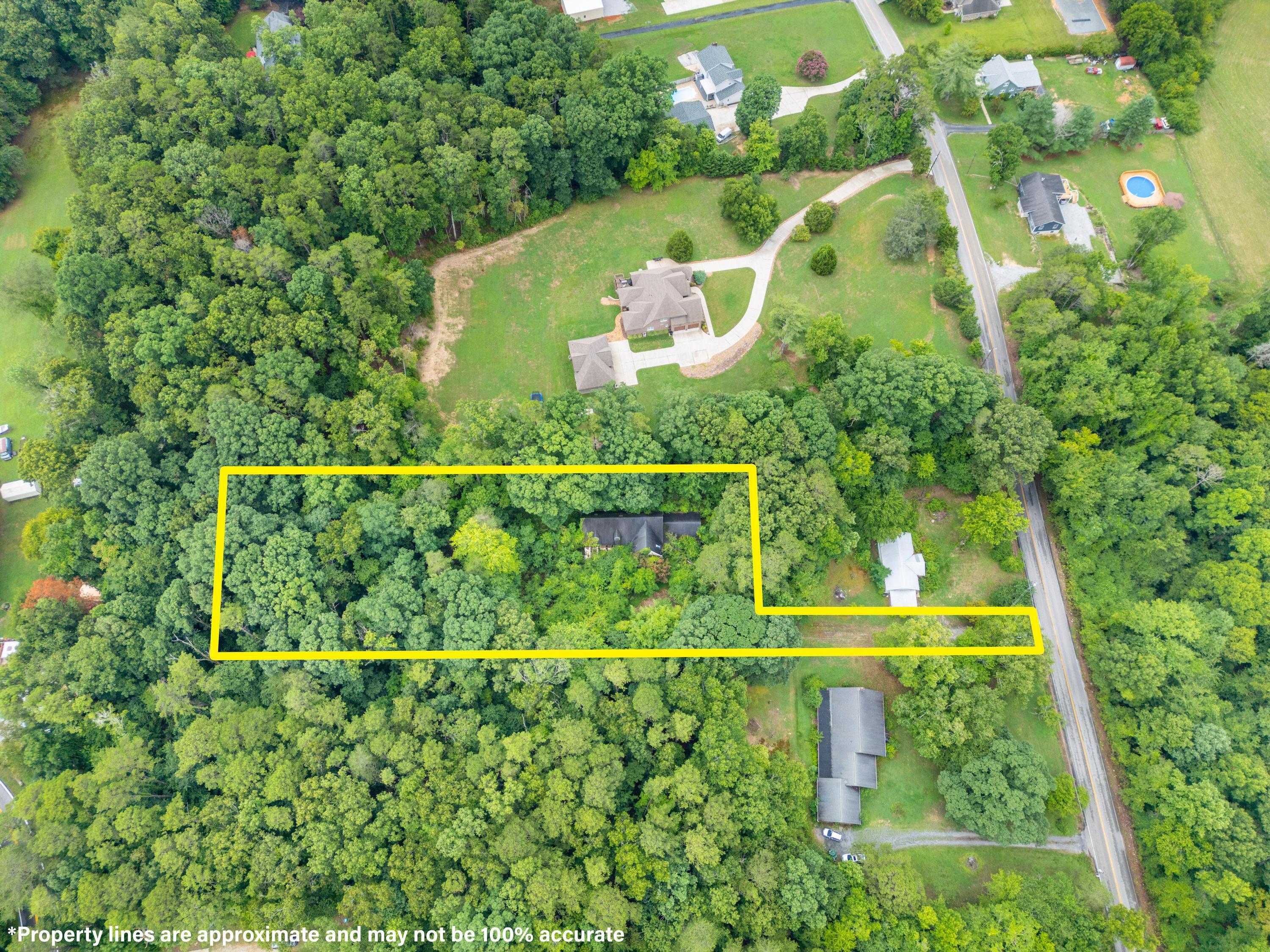 8438 Middle Valley Road Hixson, TN 37343 - Photo 5 of 22 8438 Middle Valley Rd, Hixson, TN 37343