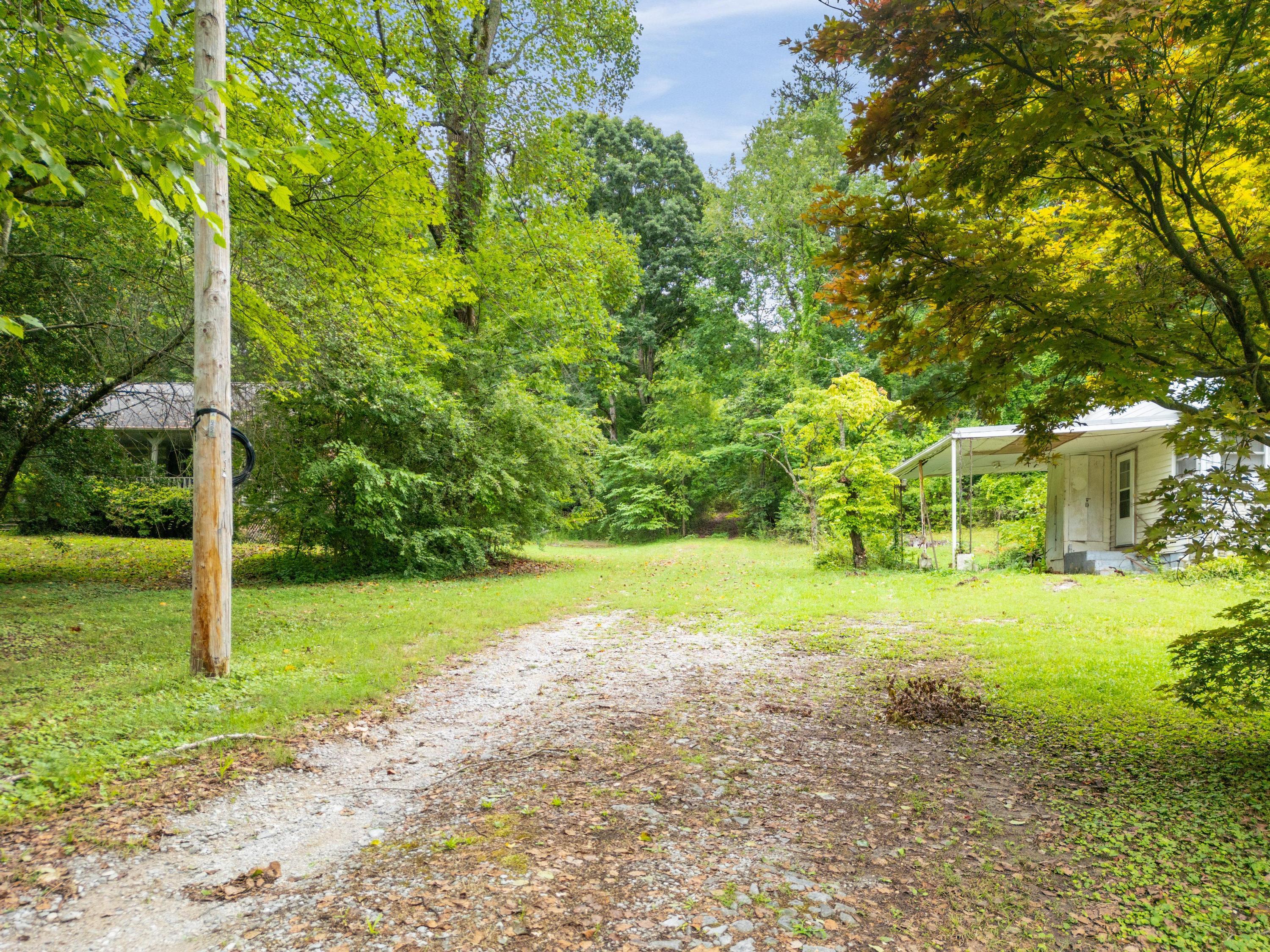 8438 Middle Valley Road Hixson, TN 37343 - Photo 10 of 22 8438 Middle Valley Rd, Hixson, TN 37343