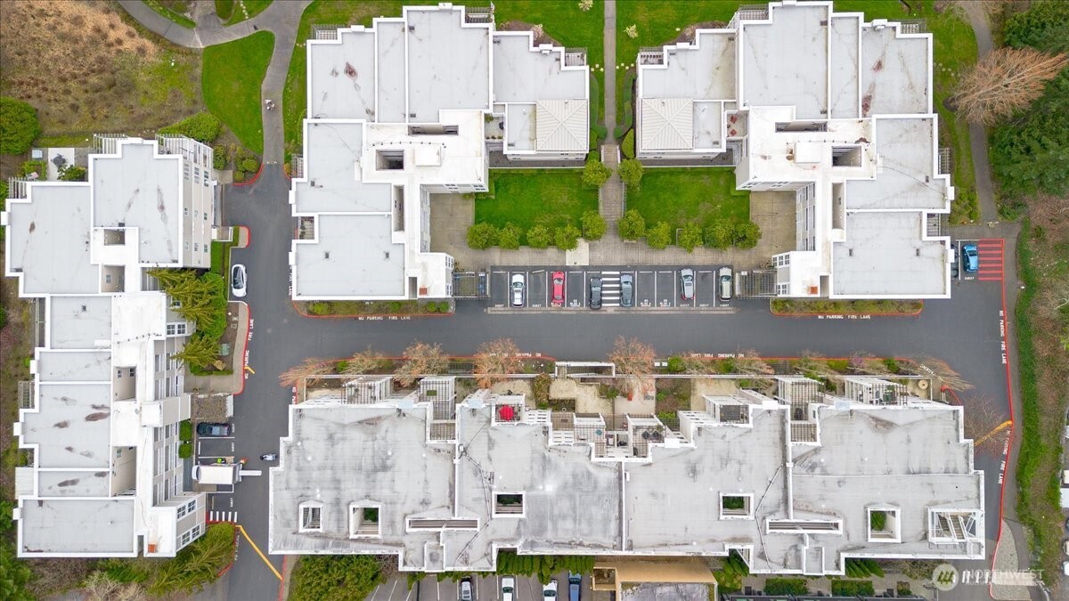 17426 Bothell Way Northeast, Unit A302 Bothell, WA 98011 - Photo 38 of 40