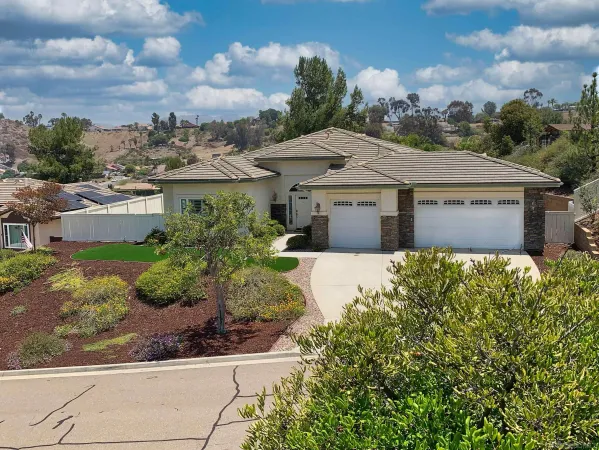 $1,350,000 | 8836 Diamondback Drive, Santee, CA 92071