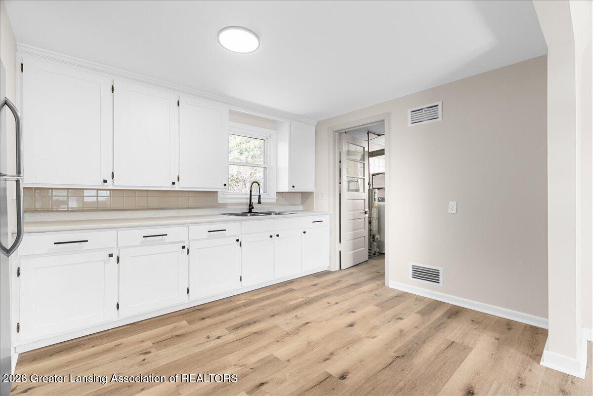 4516 Wilcox Road Holt, MI 48842 - Photo 17 of 27 16-Media Jett - 10