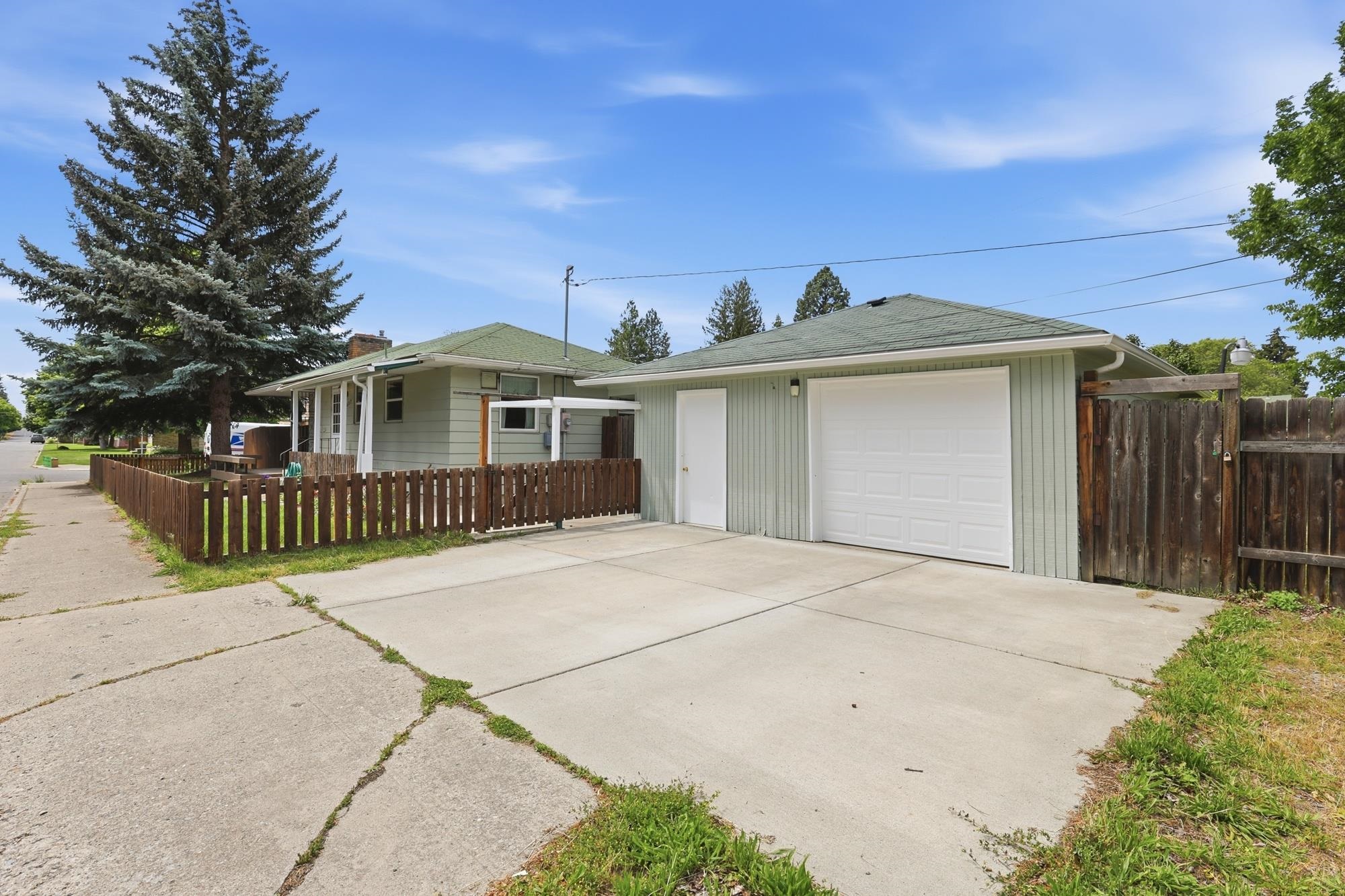 4607 North G Street Spokane, WA 99205 - Photo 30 of 36