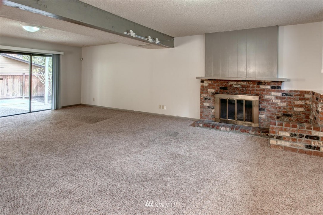 14604 106th Avenue Northeast Bothell, WA 98011 - Photo 9 of 12 Gallery Image 9