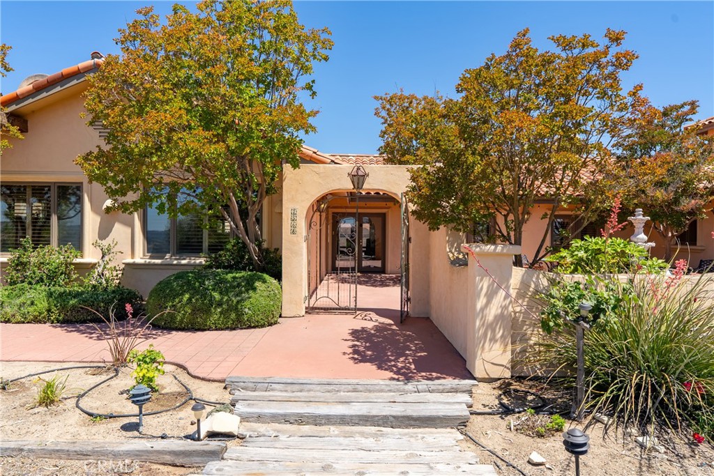 7568 Creston Road Paso Robles, CA 93446 - Photo 12 of 57