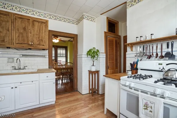 $650,000 | 563 Pierson Street, Westfield, NJ 07090