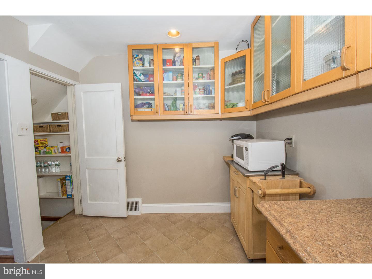1524 James Road Wynnewood, PA 19096 - Photo 7 of 17 Gallery Image 7