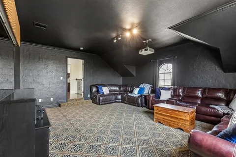 $499,900 | 5540 La Bandera Trail, Benbrook, TX 76126