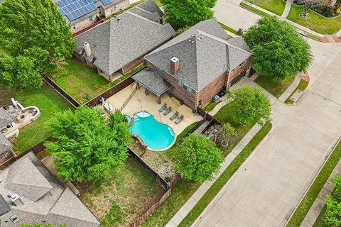 $499,900 | 5540 La Bandera Trail, Benbrook, TX 76126