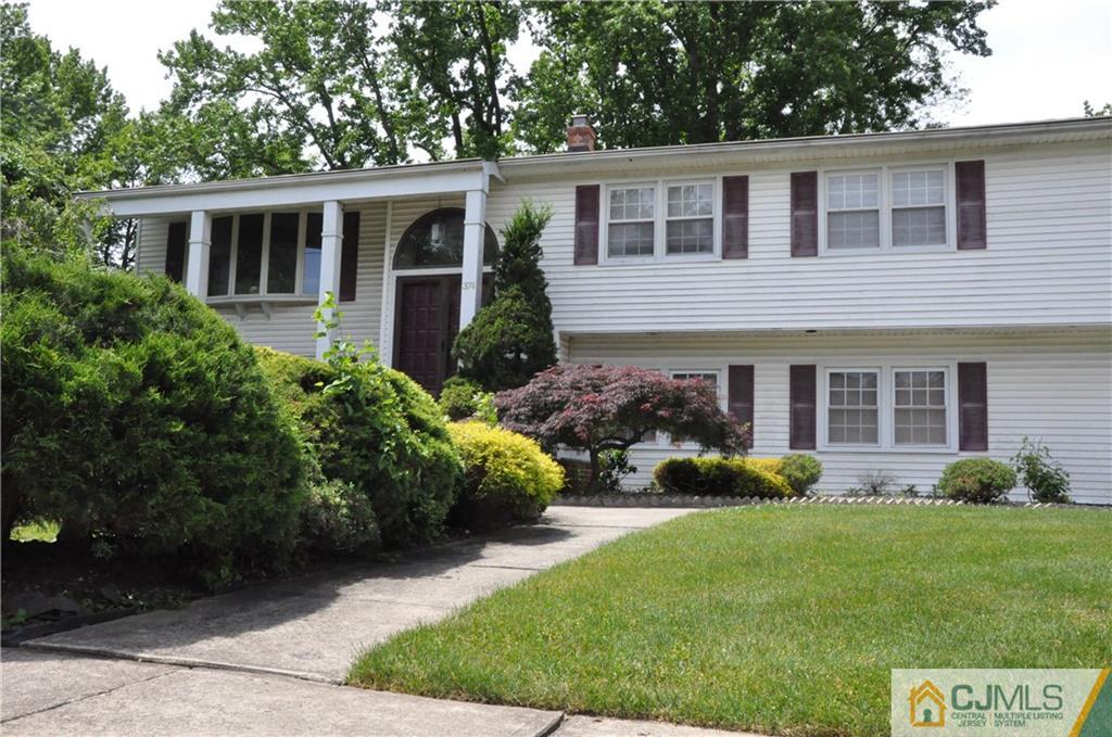 374 Wheeler Road North Brunswick, NJ 08902 - Photo 2 of 28 Gallery Image 2