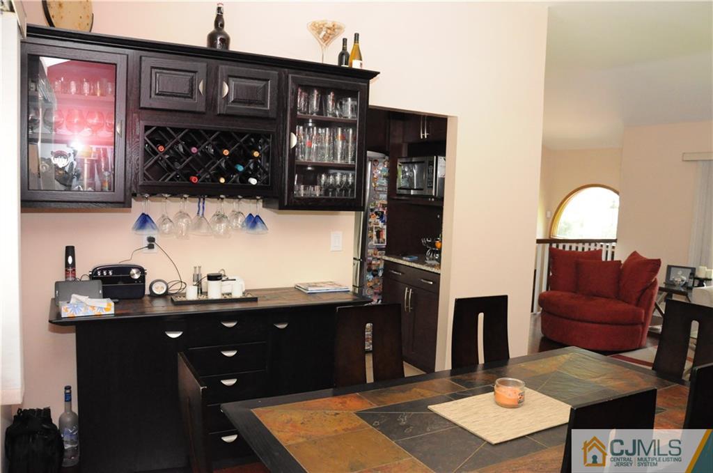 374 Wheeler Road North Brunswick, NJ 08902 - Photo 8 of 28 Gallery Image 8