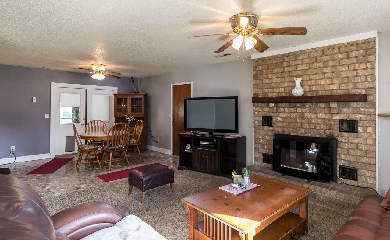 408 State Rd S-8-977 Moncks Corner, SC 29461 - Photo 4 of 28 15--FULL
