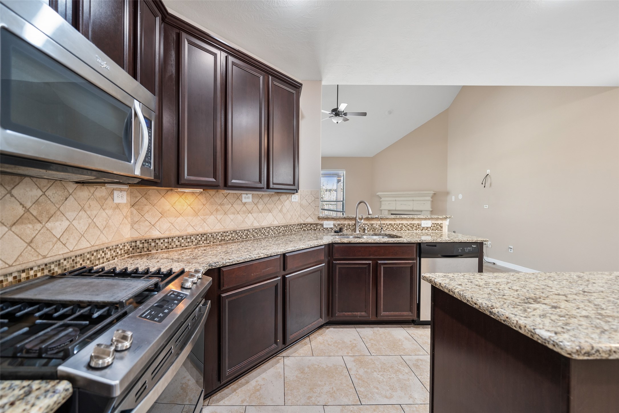 27106 Cottage Stream Lane Fulshear, TX 77494 - Photo 14 of 33