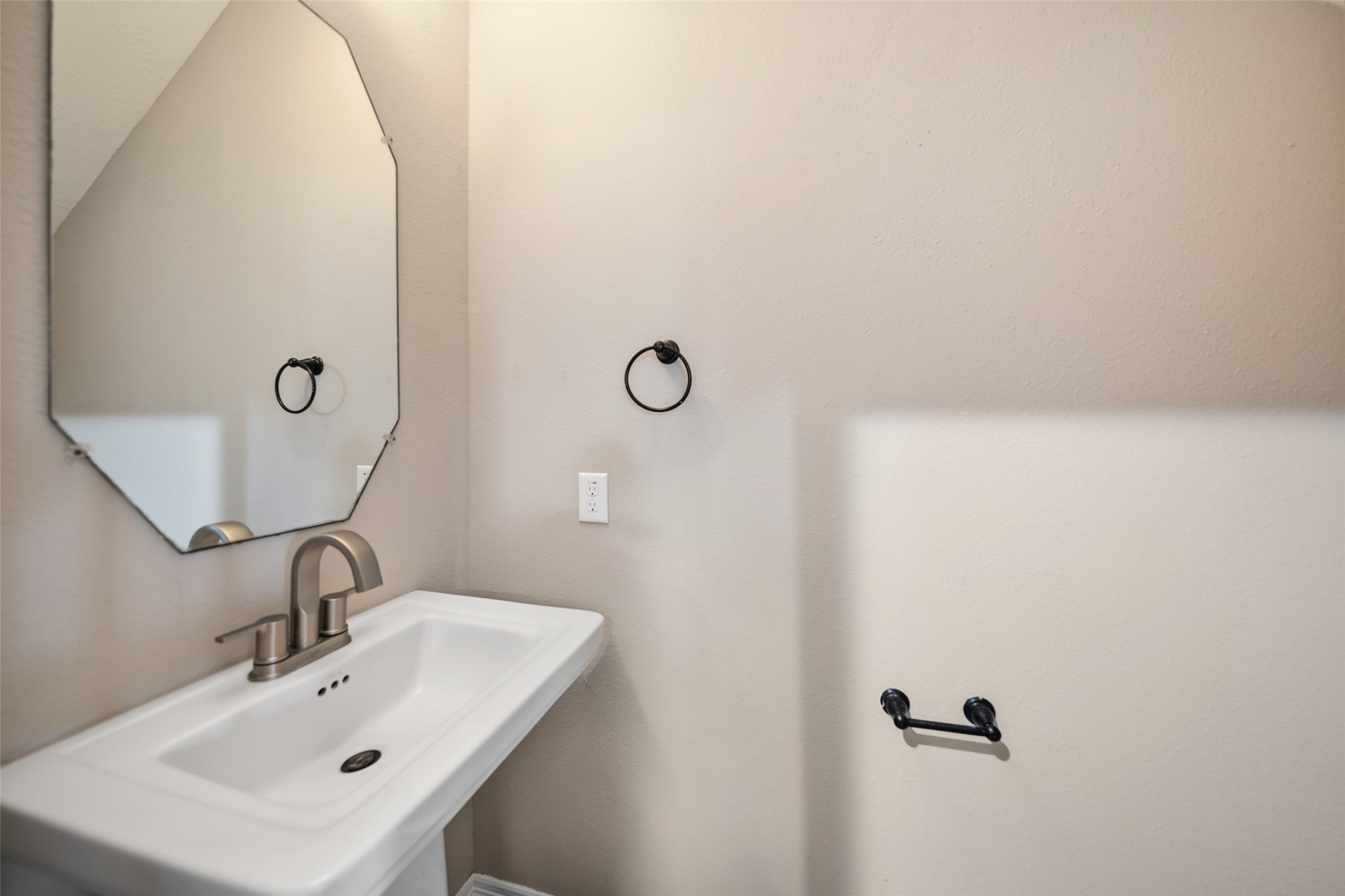 27106 Cottage Stream Lane Fulshear, TX 77494 - Photo 15 of 33 Half Bath first floor