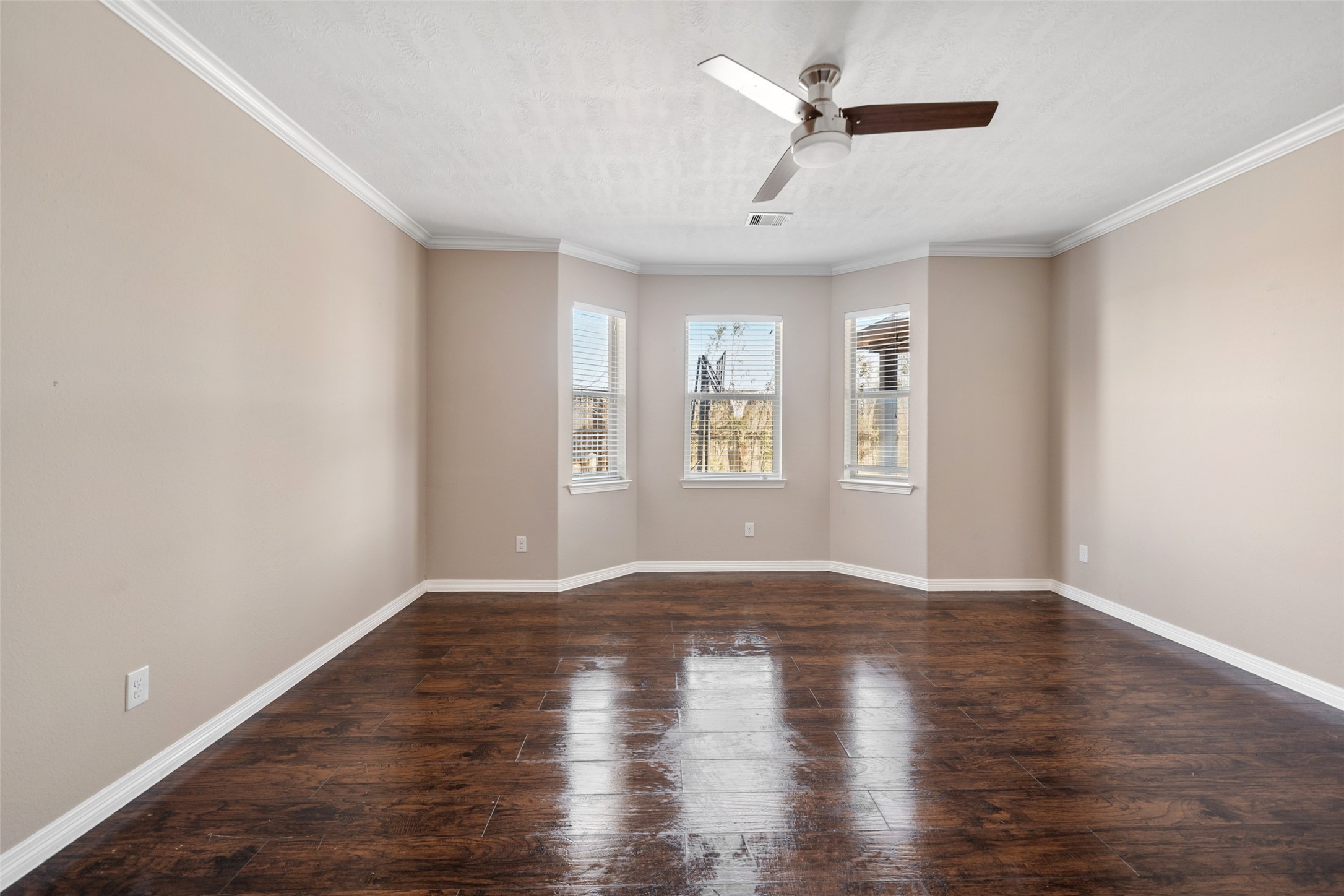 27106 Cottage Stream Lane Fulshear, TX 77494 - Photo 17 of 33 Primary Bedroom
