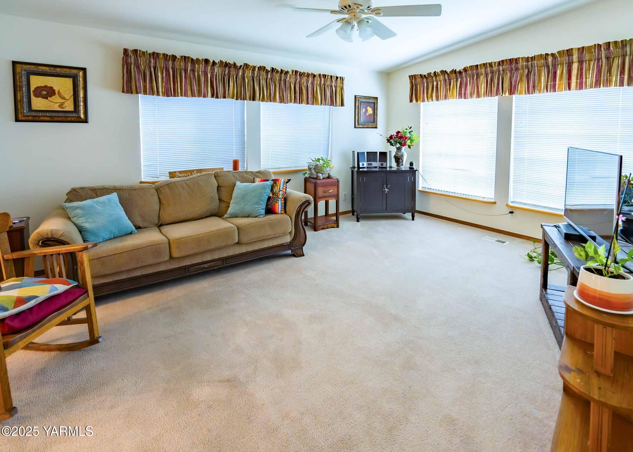 7009 Manor Way Yakima, WA 98908 - Photo 28 of 28 #15 2nd LR Full