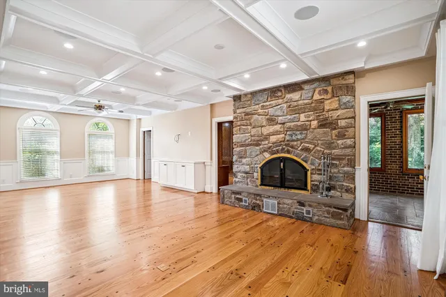 $1,799,000 | 8849 Tuckerman Lane, Potomac, MD 20854