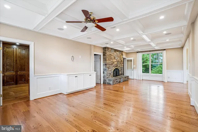 $1,799,000 | 8849 Tuckerman Lane, Potomac, MD 20854