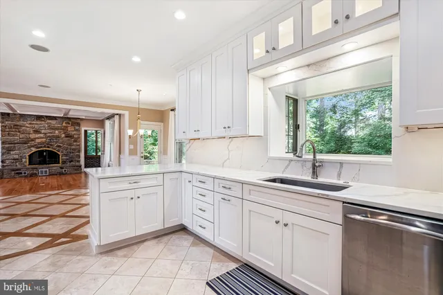 $1,799,000 | 8849 Tuckerman Lane, Potomac, MD 20854