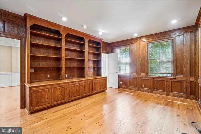 $1,799,000 | 8849 Tuckerman Lane, Potomac, MD 20854