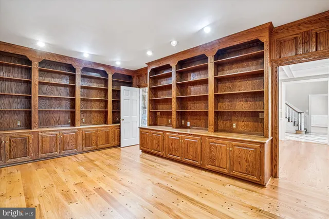 $1,799,000 | 8849 Tuckerman Lane, Potomac, MD 20854