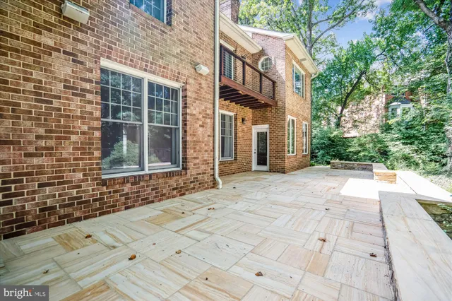 $1,799,000 | 8849 Tuckerman Lane, Potomac, MD 20854