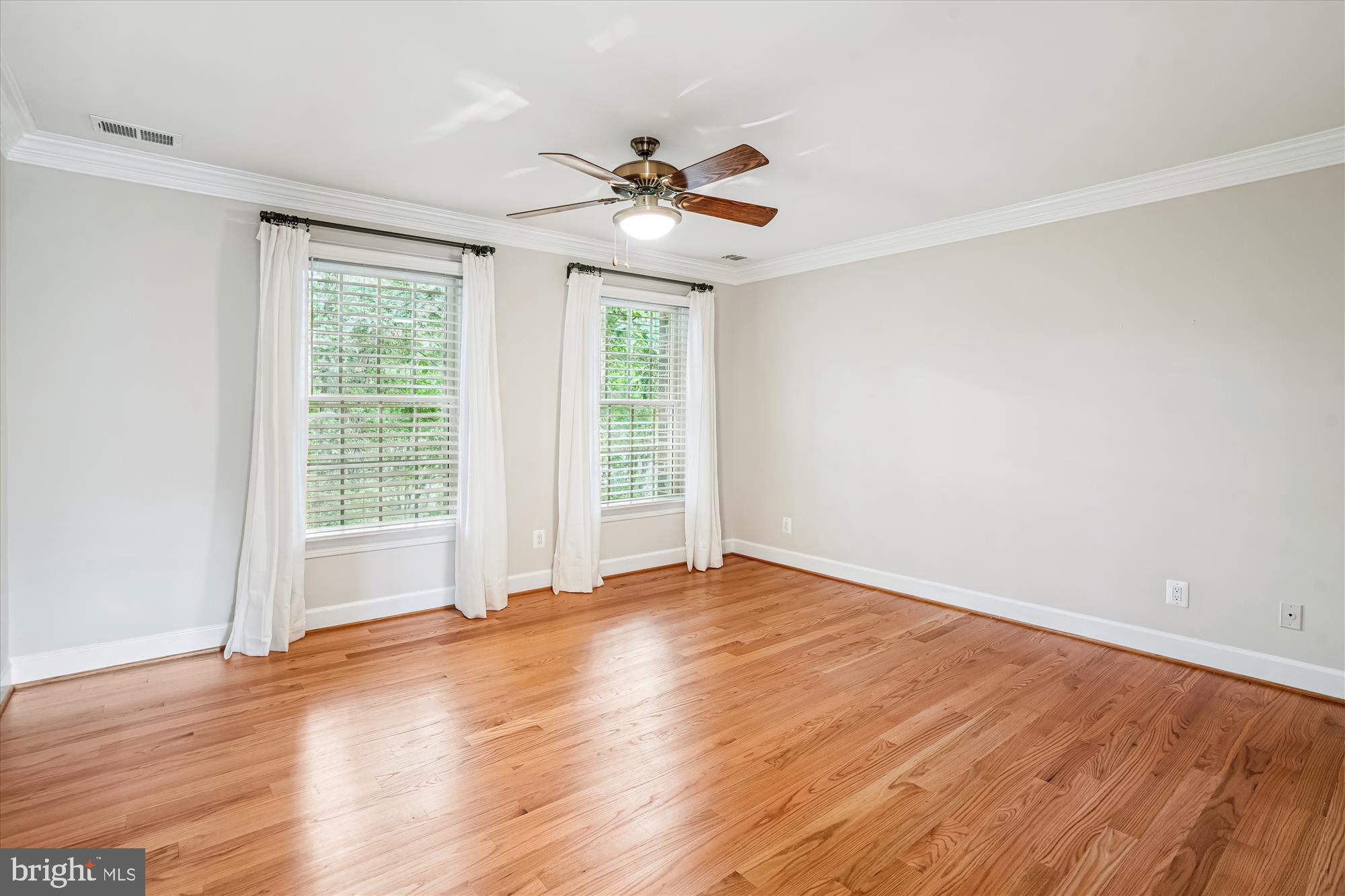 8849 Tuckerman Lane Potomac, MD 20854 - Photo 55 of 96 Bedroom