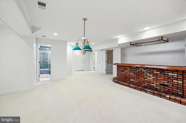 $1,799,000 | 8849 Tuckerman Lane, Potomac, MD 20854