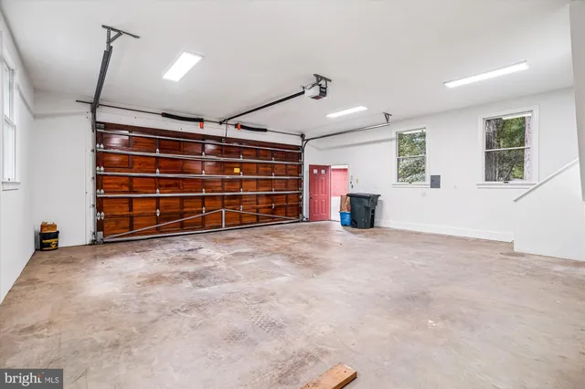 $1,799,000 | 8849 Tuckerman Lane, Potomac, MD 20854